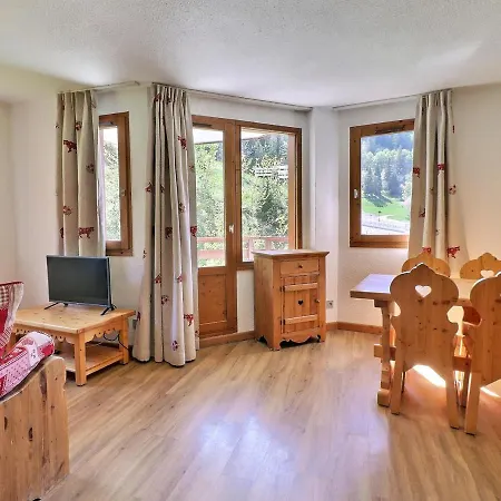 Confortable 2p+cabine, Skis Aux Pieds, Proche Commerces, 5/6 Pers - Fr-1-182a-32 * Courchevel